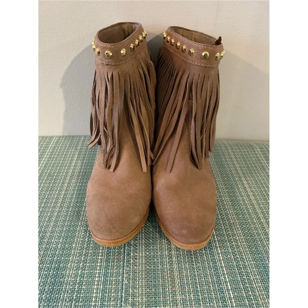 Michael Kors Tan Suede Fringe Ankle Boots with Gold Studs - Size 6